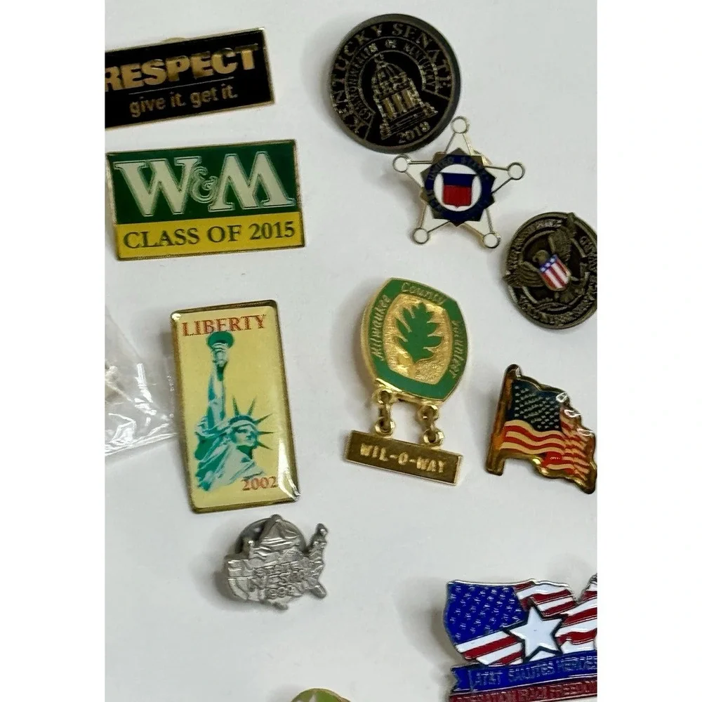 Vintage Lot Of 17 Hat Cap Lapel Pins US Flag Baseball‎ Secret Service Pinback